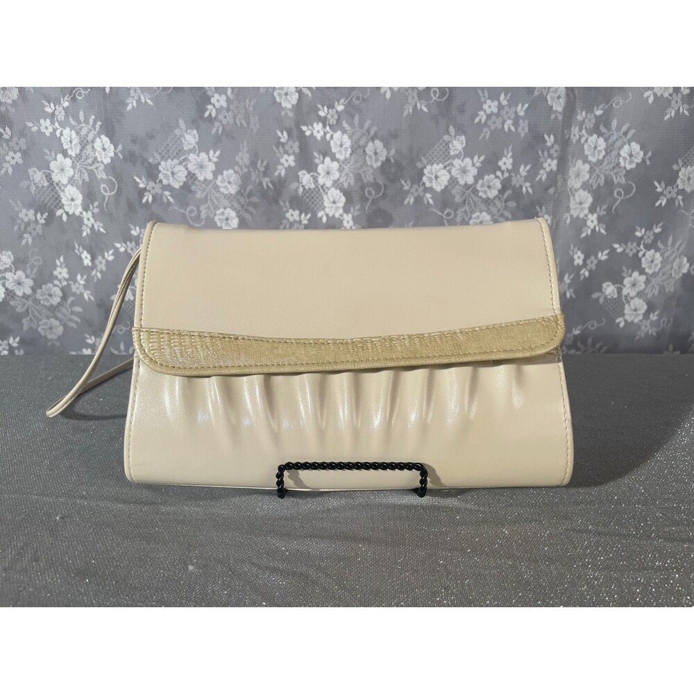 Vintage 70s Light Beige Purse 1970s Retro Faux Leather Chic Shoulder Bag